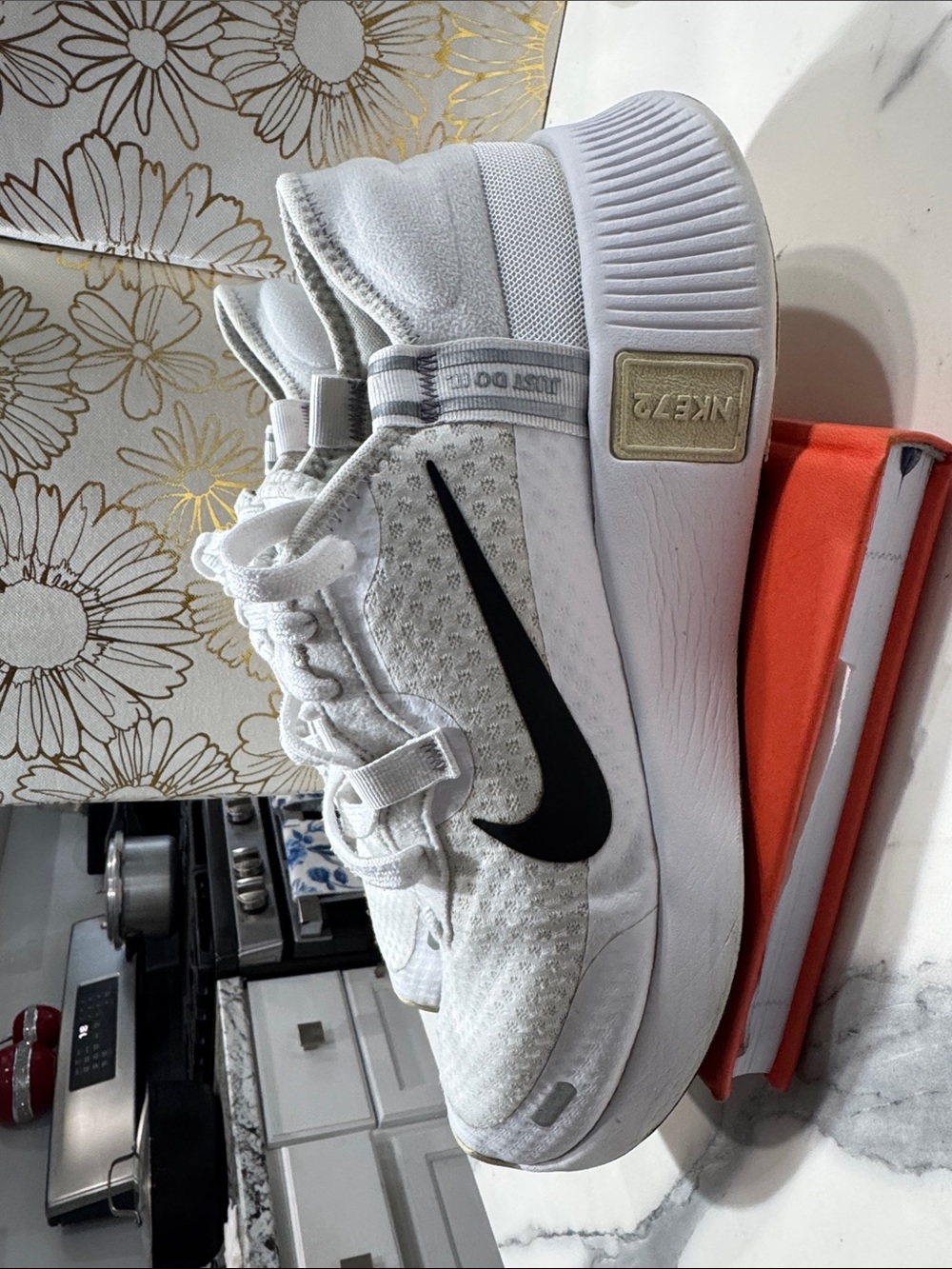 Nike Reposto White and Black Low-Top Knit Sneaker CZ 5631-102